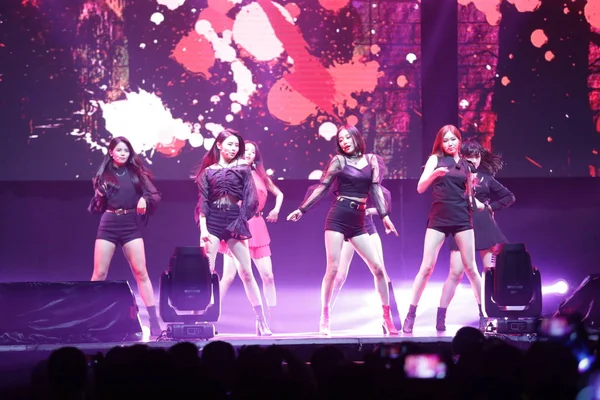 Miembros Del Grupo Chicas Surcoreanas Clc Presentan Concierto Hong Kong —  Fotos de Stock