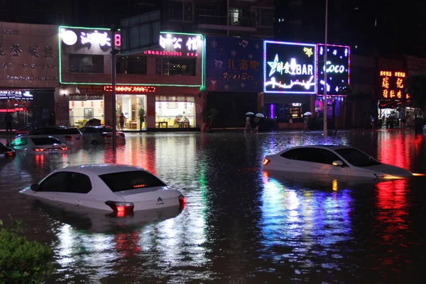 Cars Half Submerged Flooded Area Caused Heavy Rain Dongguan City — Stock Photo, Image