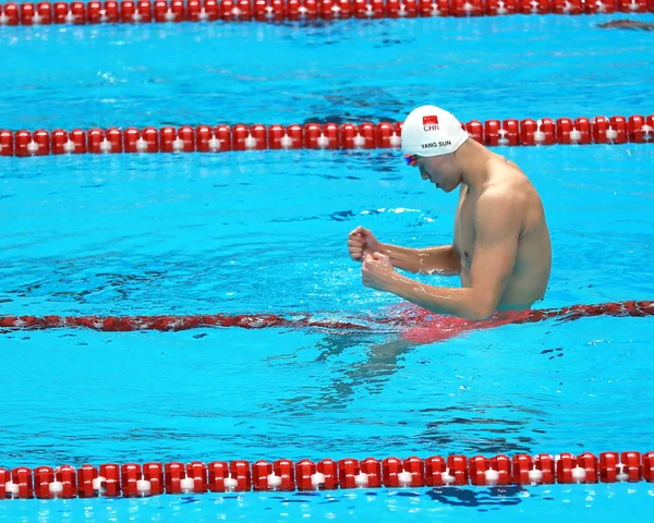 Sun Yang Chiny Obchodzi Wygraniu Mężczyzn 800M Stylem Dowolnym Finał — Zdjęcie stockowe