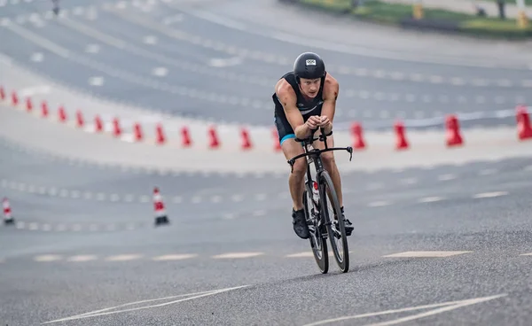 Ein Triathlet Nimmt Radrennen Während Des Ironman Qujing 2018 Der — Stockfoto