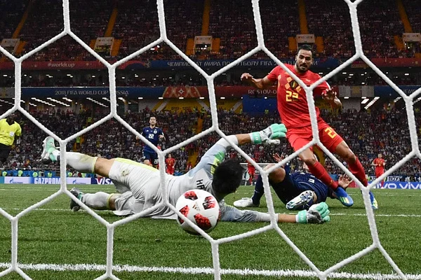 Nacer Chadli Bélgica Remata Para Marcar Gol Contra Japão Sua — Fotografia de Stock