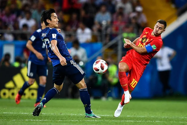 Eden Hazard Bélgica Certo Desafia Makoto Hasebe Japão Sua Rodada — Fotografia de Stock