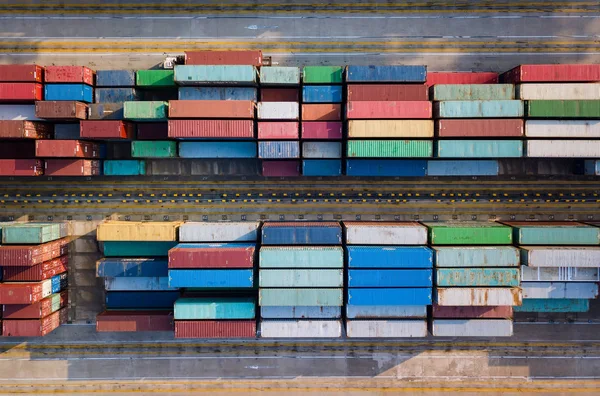 Een Luchtfoto Van Stapels Van Containers Haven Van Deep Water — Stockfoto