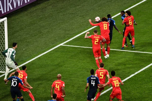 Samuel Umtiti Franciaország Harmadik Jobbra Ugrik Fej Gólt Belgium Ellen — Stock Fotó