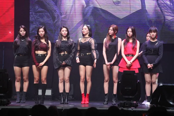 Miembros Del Grupo Chicas Surcoreanas Clc Actúan Durante Concierto Clc — Foto de Stock