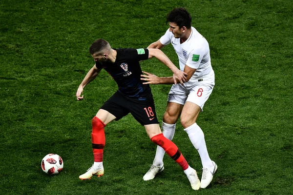 Ante Rebic Croatia Left Challenges Harry Maguire England Semifinal Match — Stock Photo, Image