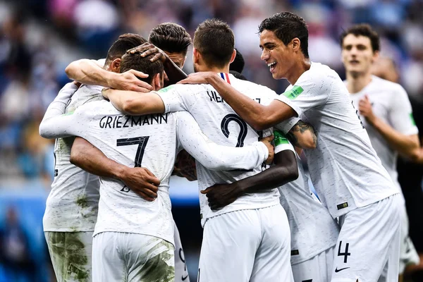 Los Jugadores Francia Celebran Después Derrotar Uruguay Partido Cuartos Final — Foto de Stock