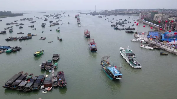 Barcos Pesqueros Salen Del Golfo Beibu Golfo Tonkin Hacia Mar — Foto de Stock