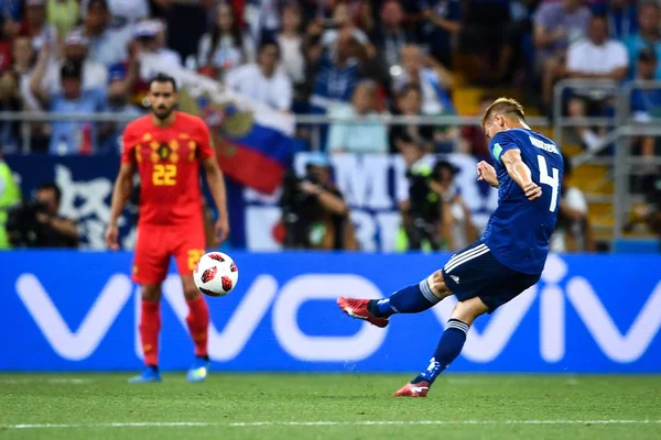 Keisuke Honda Japão Atira Contra Bélgica Sua Rodada Jogos Durante — Fotografia de Stock