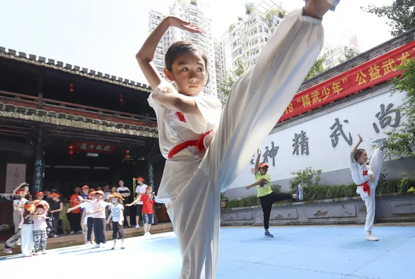 Kinder Lernen Kampfkunst Wushu Museum Der Stadt Wenzhou Der Ostchinesischen — Stockfoto