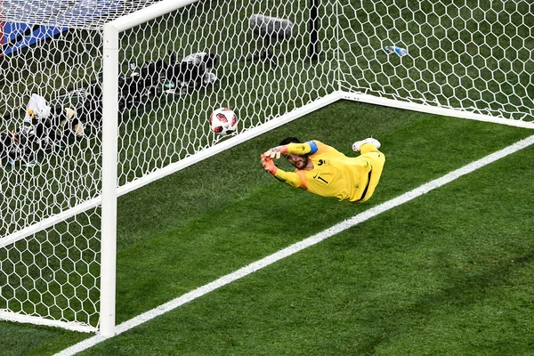 Goalkeeper Hugo Lloris France Saves Shot Belgium Semifinal Match 2018 — Stock Photo, Image