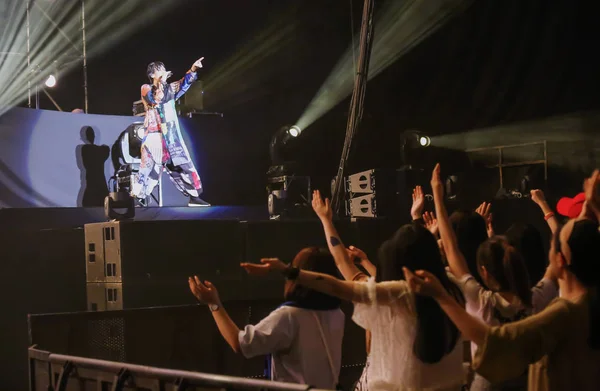 Miembros Banda Rock Japonesa Radwimps Tocan Durante Concierto Radwimps Asia —  Fotos de Stock