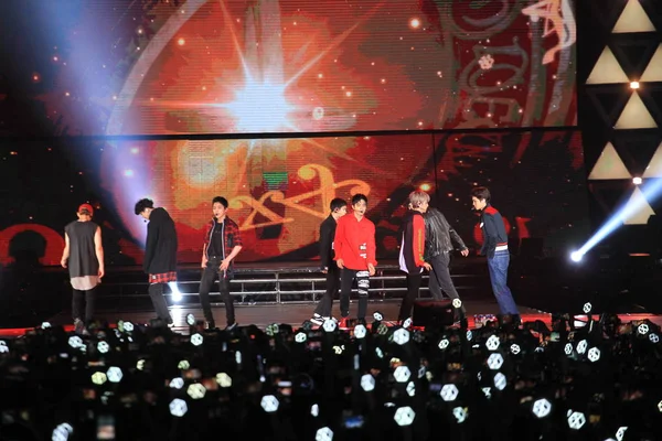 Membrii Grupului Sud Coreean Exo Cântă Timpul Concertului Elyxion Din — Fotografie, imagine de stoc