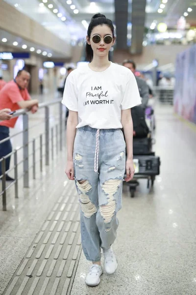 Das Chinesische Model Mengyao Besser Bekannt Als Ming Wird Mai — Stockfoto