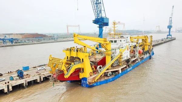 아시아의 Kun Hao Qidong 동쪽으로 중국의 2018에에서 그것의 항해에 포트에 — 스톡 사진
