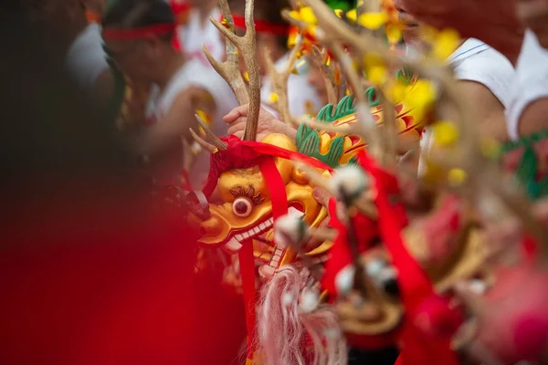 Artisterna Utföra Drunken Dragon Dans Drunken Dragon Festivalen Firar Buddhas — Stockfoto