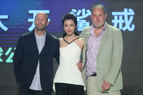Desde Izquierda Actor Inglés Jason Statham Actriz China Bingbing Director — Foto de Stock