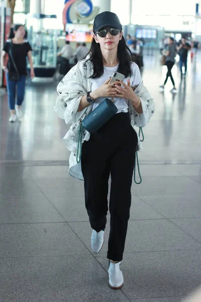 Chinese Actrice Bingbing Arriveert Bij Beijing Capital International Airport Voor — Stockfoto