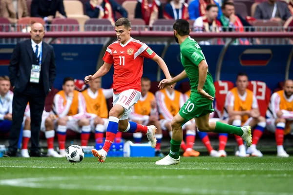 Roman Zobnin Rusia Izquierda Desafía Mohammad Sahlawi Arabia Saudita Partido —  Fotos de Stock