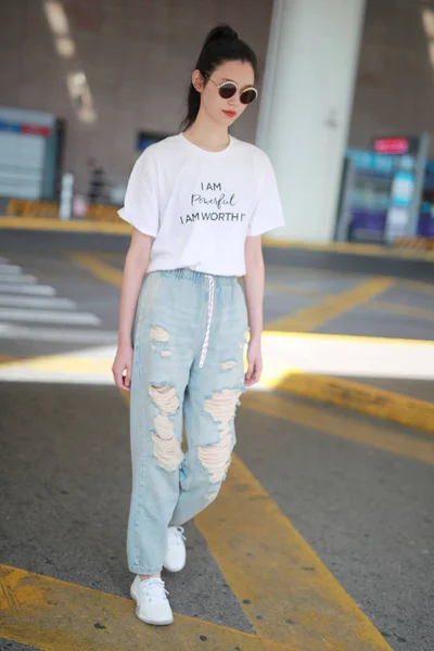 Kinesiska Modell Mengyao Bättre Känd Som Ming Avbildas Shanghai Hongqiao — Stockfoto