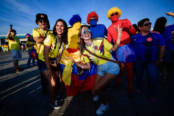 Tifosi Colombiani Sono Vestiti Mentre Riuniscono Fuori Dall Arena Kazan — Foto Stock