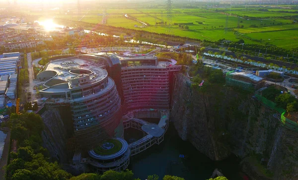 Una Vista Aérea Del Shanghai Tianmashan Pit Hotel Cinco Estrellas —  Fotos de Stock