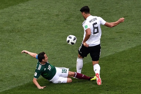 Andres Guardado Mexico Bottom Slide Tackles Sami Khedira Germany Group — Stock Photo, Image