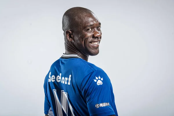 Kizárólagos Holland Portré Visszavonult Labdarúgó Clarence Seedorf 2018 Super Pingvin — Stock Fotó