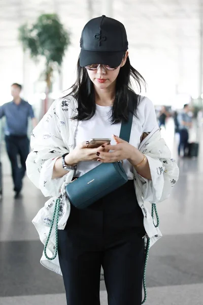 Attrice Cinese Bingbing Arriva All Aeroporto Internazionale Pechino Capital Prima — Foto Stock