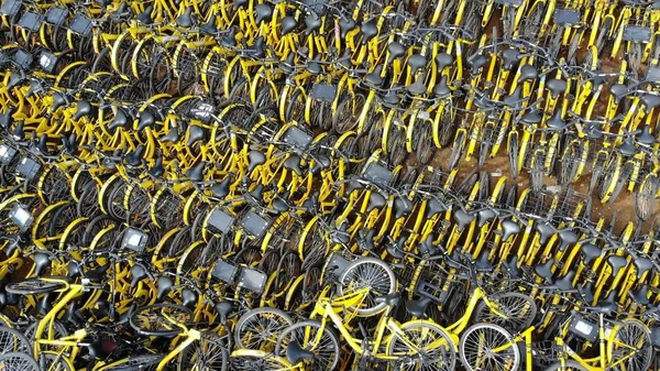 Χιλιάδες Ποδήλατα Της Υπηρεσίας Διαμοιρασμού Ποδηλάτων Επισκευαστούν Και Ανακυκλωθούν Ανοιχτό — Φωτογραφία Αρχείου