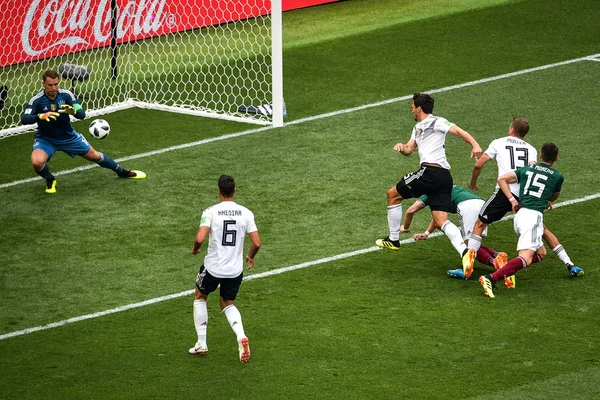 Mats Hummels Niemcy Pędy Meksykiem Meczu Grupy 2018 Roku Mistrzostw — Zdjęcie stockowe