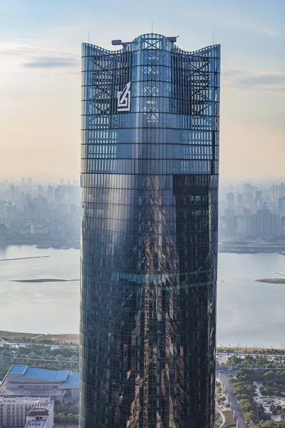 Stadsbilden Tvilling Tornet Med Världens Största Led Vägg Som Täcker — Stockfoto