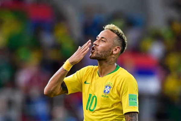 Neymar Von Brasilien Gibt Einen Kuss Nach Dem Sieg Seiner — Stockfoto