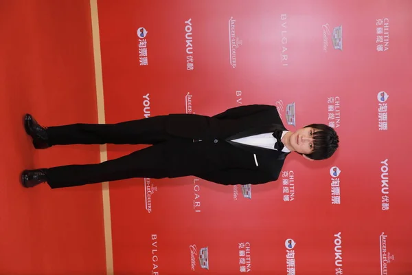 Actor Modelo Japonés Hongo Kanata Posa Mientras Llega Alfombra Roja — Foto de Stock