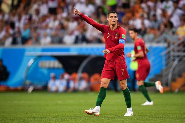 2018年6月25日 在俄罗斯萨兰斯克举行的2018年亚足联世界杯上 葡萄牙选手克里斯蒂亚诺 罗纳尔多在 组比赛中与伊朗竞争 — 图库照片