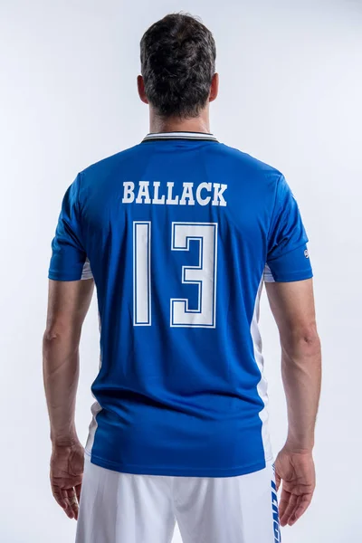 Exclusive Portret Niemiecki Piłkarz Michael Ballack 2018 Super Pingwin Piłka — Zdjęcie stockowe