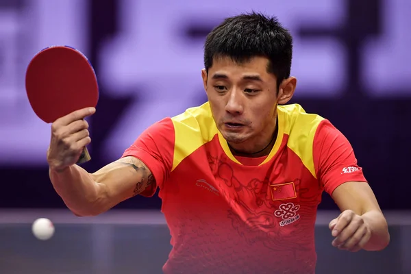 Zhang Jike Chin Zwraca Strzał Kim Min Hyeok Korei Południowej — Zdjęcie stockowe