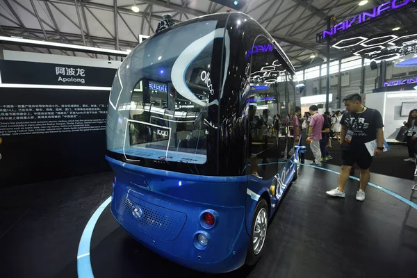 Apolong Kinas Första Självkörande Mikrocirkulationen Elektriska Minibuss Som Utvecklats Gemensamt — Stockfoto