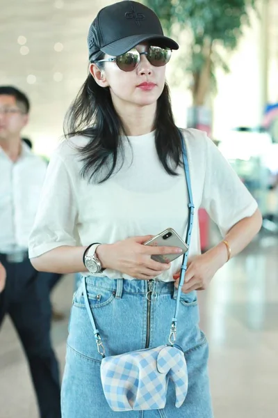 Actrice Chinoise Bingbing Arrive Aéroport International Pékin Chine Mai 2018 — Photo