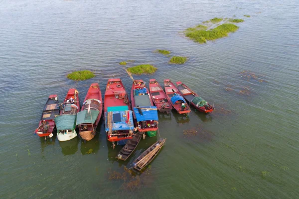 Des Bateaux Pêche Sont Amarrés Dans Baie Raison Interdiction Pêche — Photo