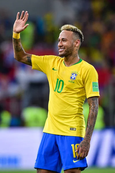 Neymar Von Brasilien Grüßt Die Fans Nach Dem Sieg Seiner — Stockfoto