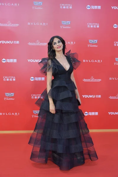Italienische Schauspielerin Maria Grazia Cucinotta Kommt Auf Den Roten Teppich — Stockfoto