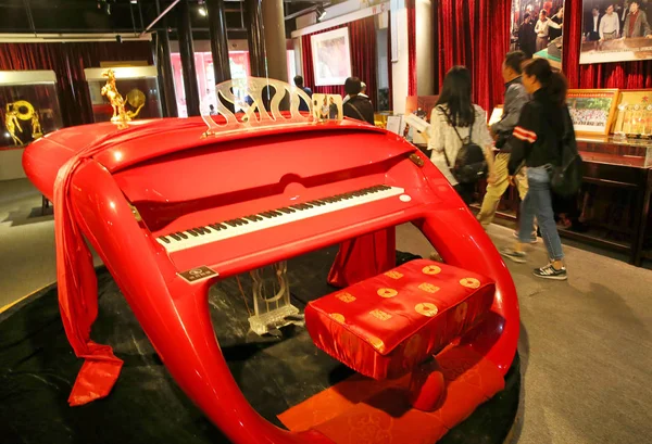 Una Edición Limitada Pianos Inspirados Automóviles Deportivos Ferrari Apodada Pegasus — Foto de Stock