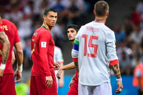 Cristiano Ronaldo Portugal Mira Sergio Ramos España Partido Del Grupo — Foto de Stock