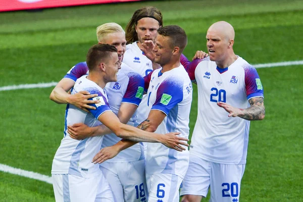 Los Jugadores Islandia Celebran Después Anotar Gol Contra Argentina Partido — Foto de Stock