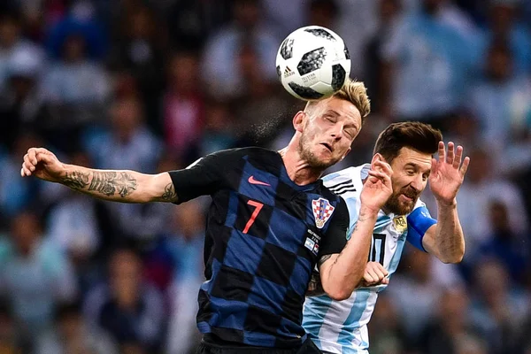 Lionel Messi Argentina Direita Lidera Bola Contra Ivan Rakitic Croácia — Fotografia de Stock