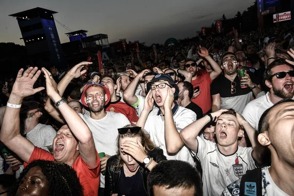 Rajongók England Reagálunk Ahogy Néz Csoport Mérkőzés Anglia Tunézia Között — Stock Fotó