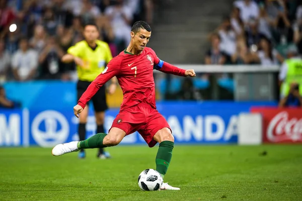 Cristiano Ronaldo Portugál Játszik Egy Tizenegyest Spanyolország Ellen Mérkőzés Során — Stock Fotó