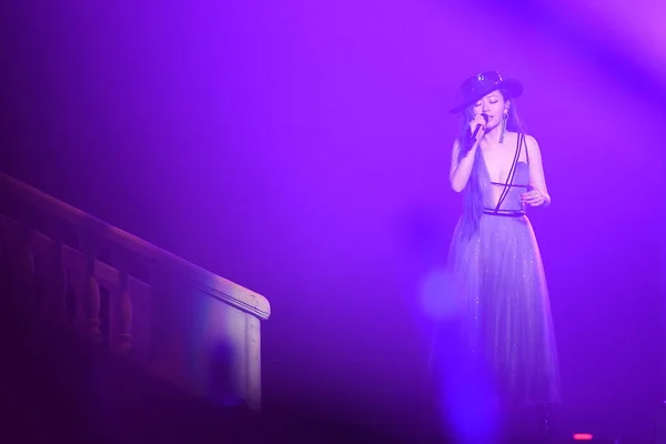 Cantante China Jane Zhang Zhang Liangying Presenta Concierto Durante Gira — Foto de Stock