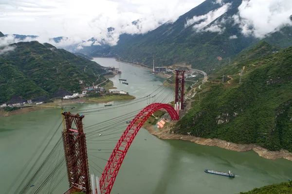 Aerial View Closure Main Arch Xiangxi Yangtze River Bridge Joining — Stock Photo, Image